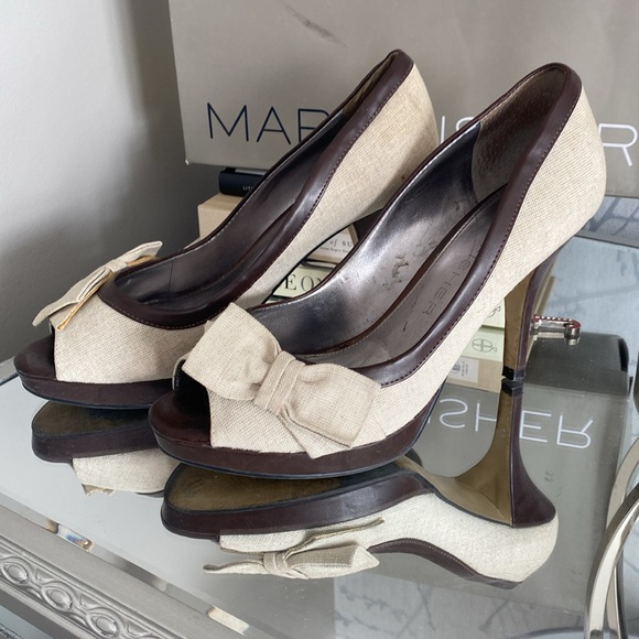 Marc Fisher Heels - Picture 2 of 3